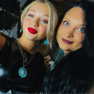 Meet your Posher, Ashleigh